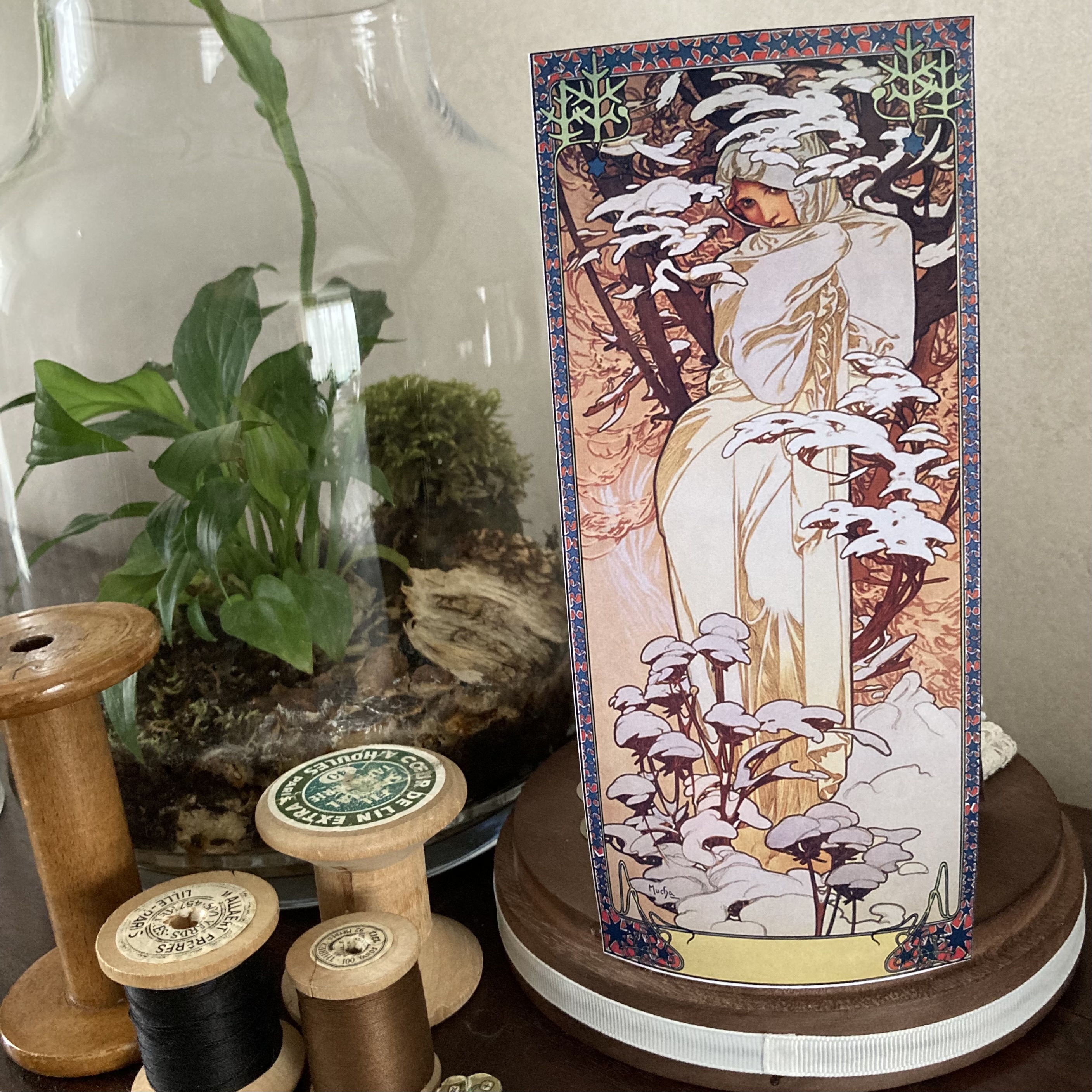 Vitrine 0af1ef0dcaa2d1fbb7790540ff86e073.jpg