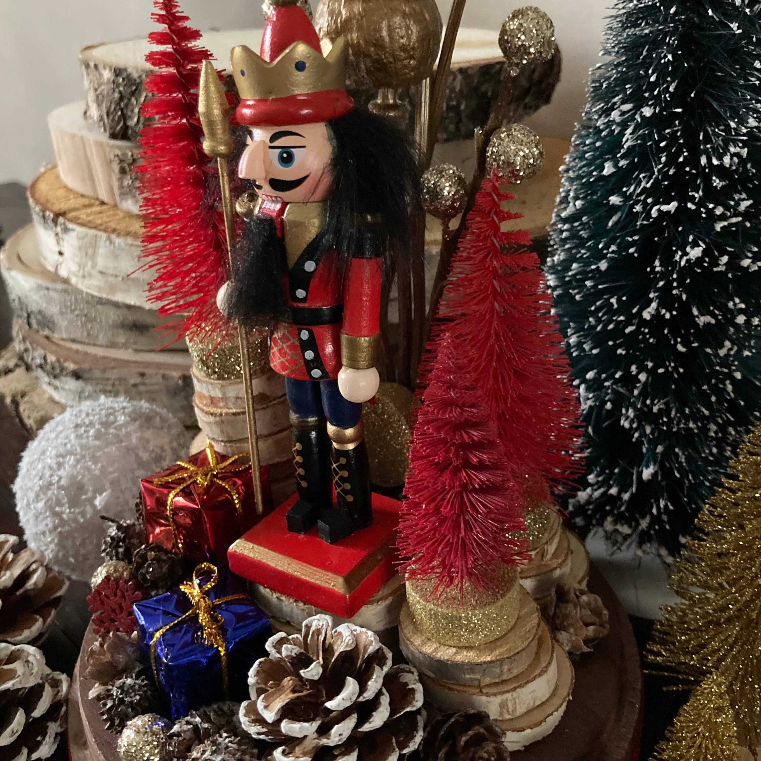 Vitrine 398d468fc79865afa950f457c4f7eef5.jpg