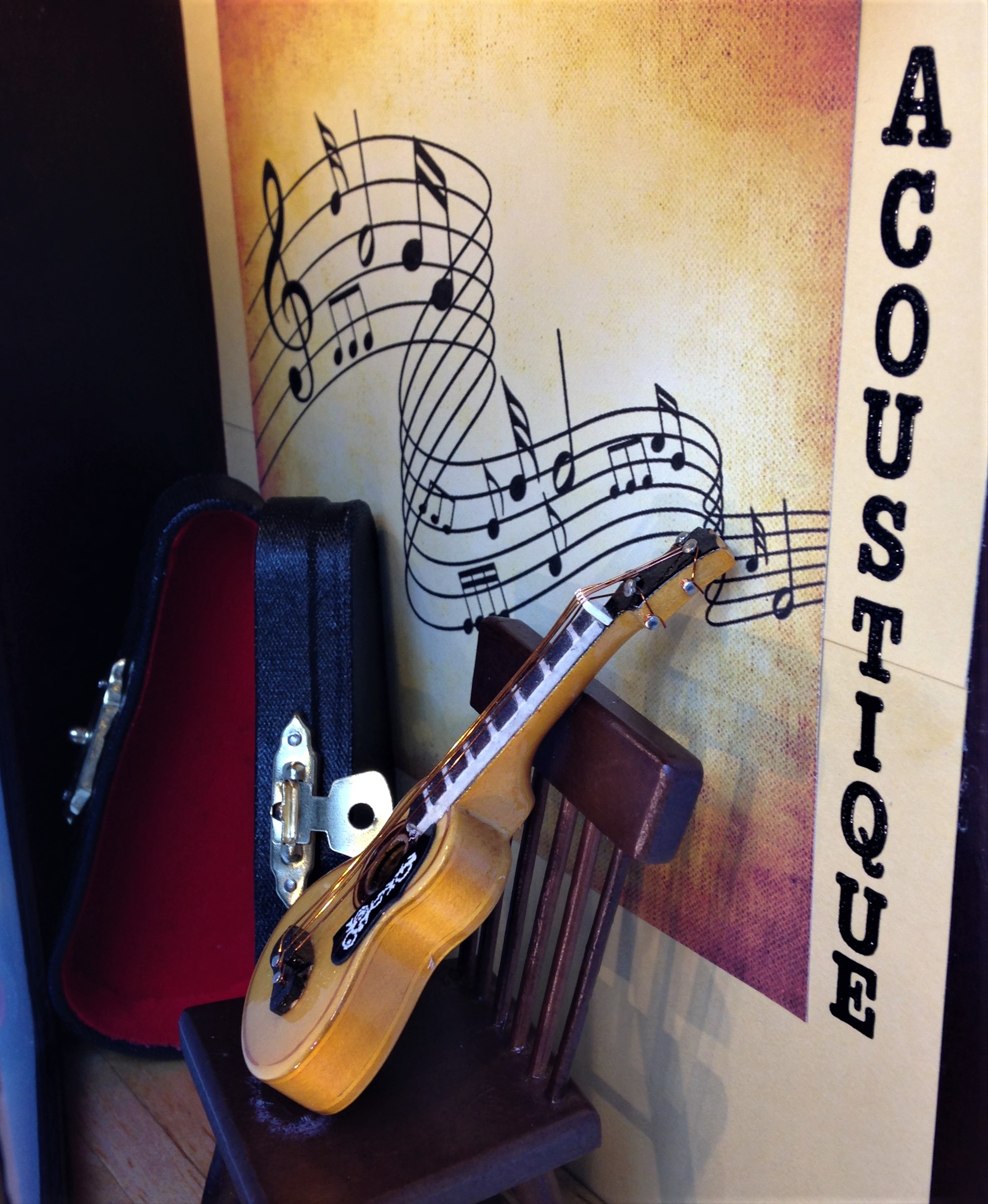 Vitrine 3d4538fa7437ddf8caeba3f3b71dbc35.jpg