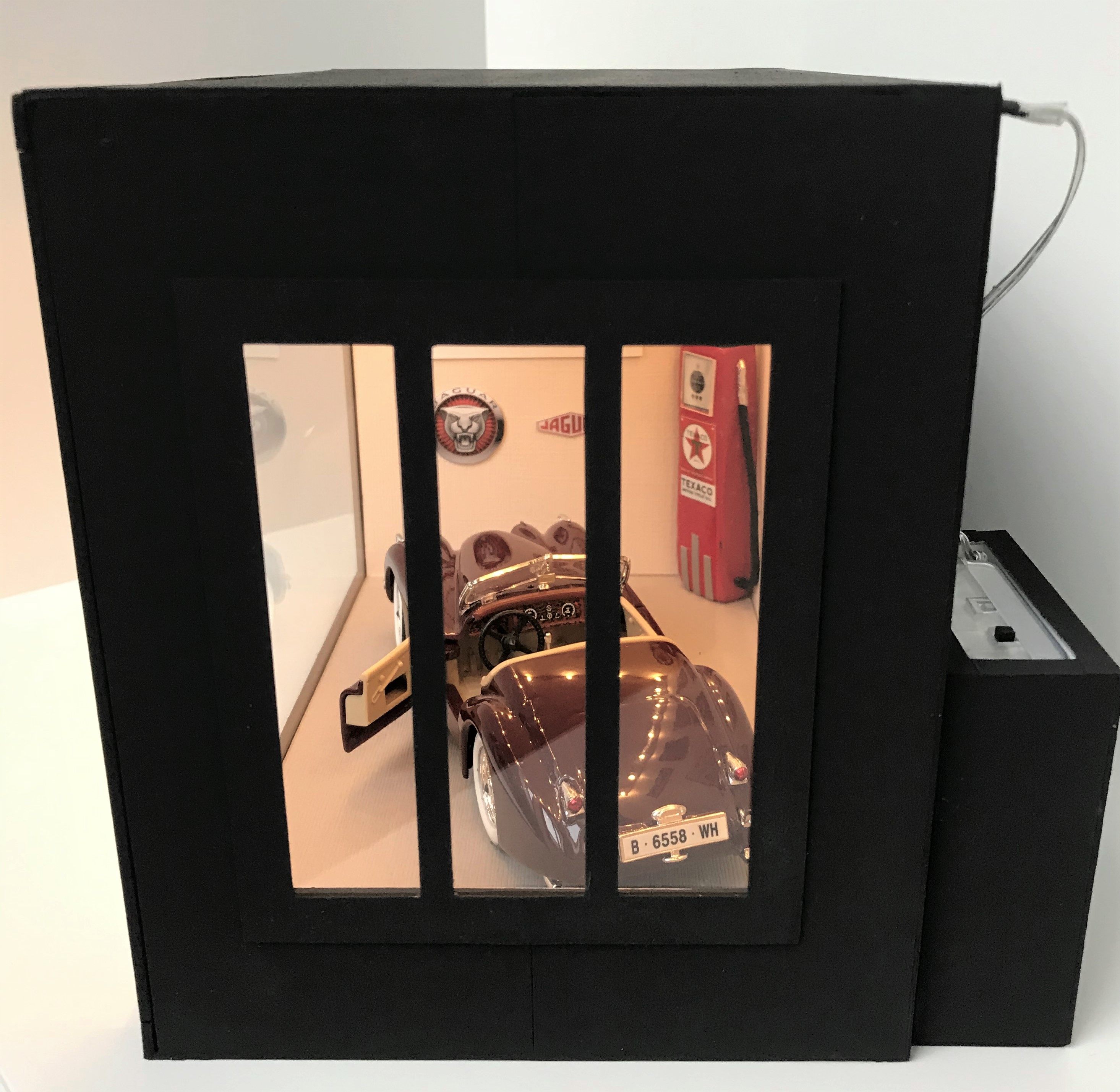 Vitrine 5ff980757dea926f2b8e7ea390d4ac46.jpg