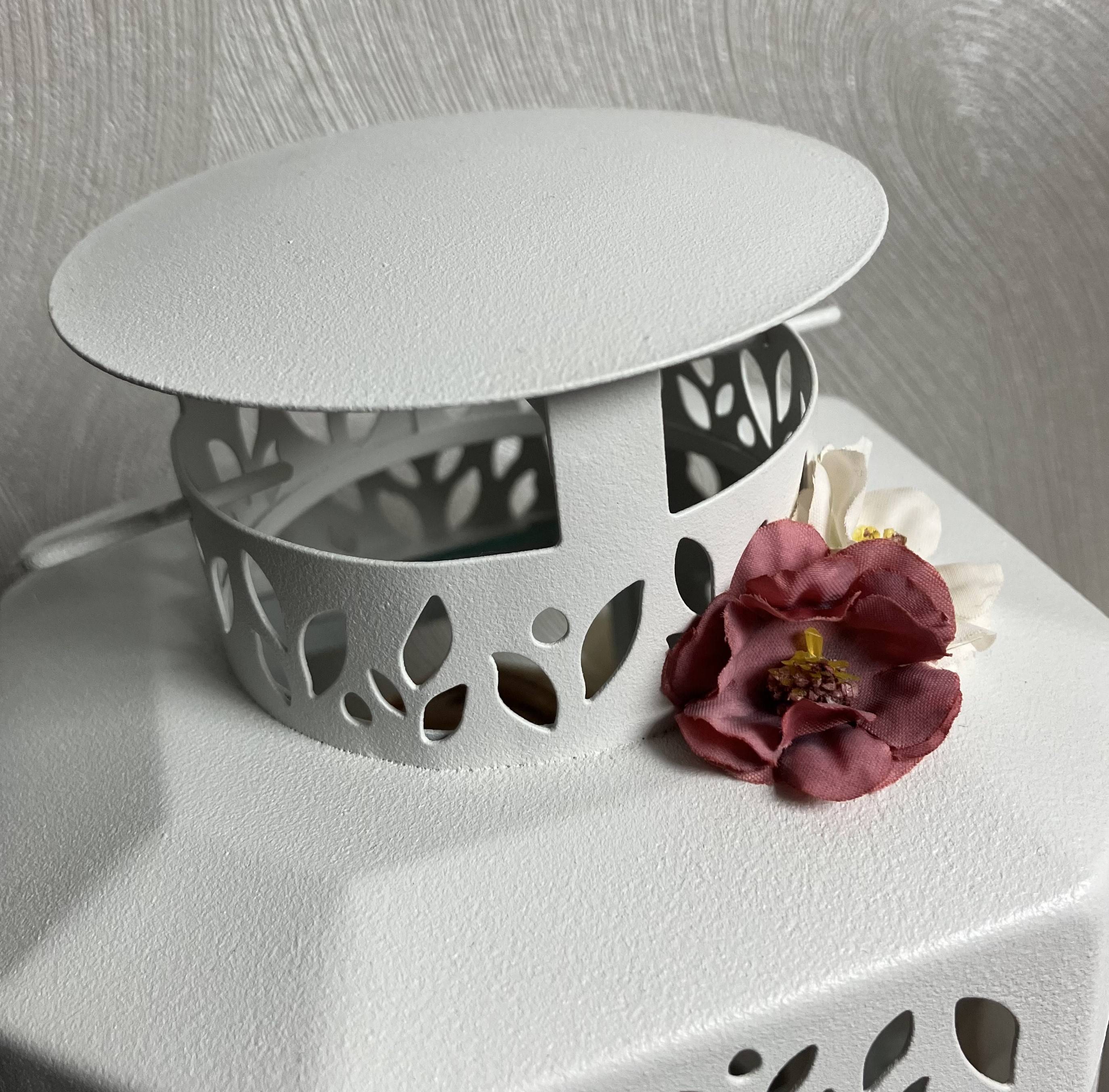 Vitrine 64ef3b40ac540c08e77f50bc35b9e54e.jpg