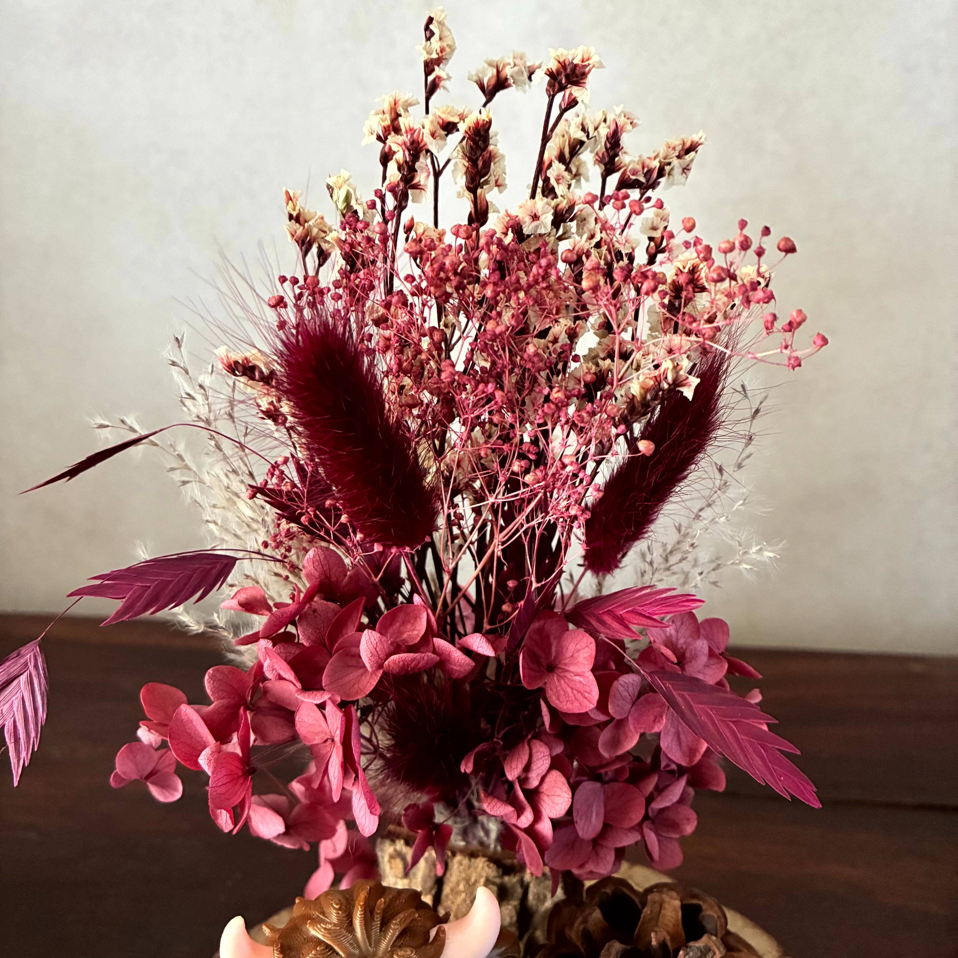 Vitrine 6804659fc7d70b14534a27f3f2c58d83.jpg