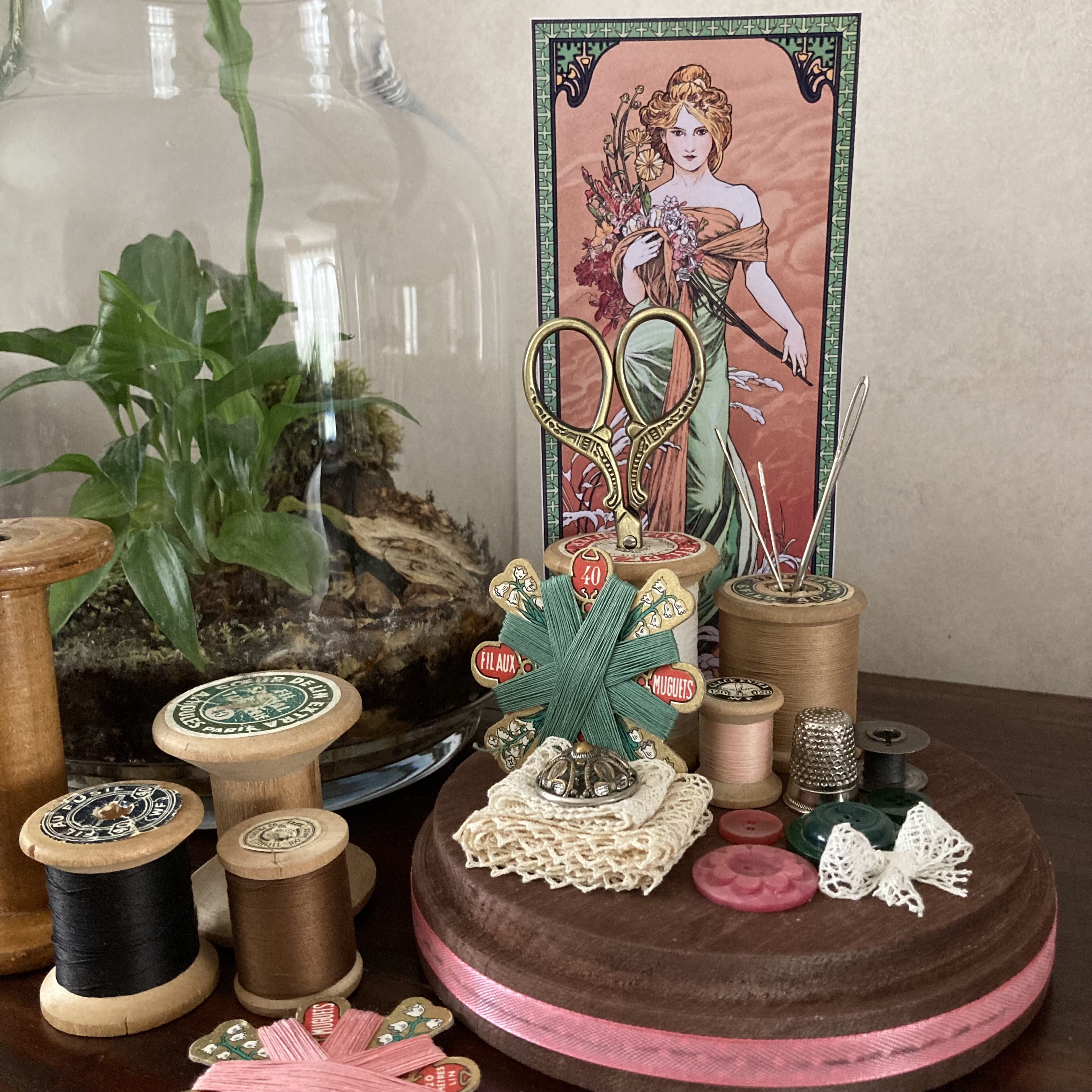 Vitrine 6d5abaebe630e58e832707a47415959c.jpg