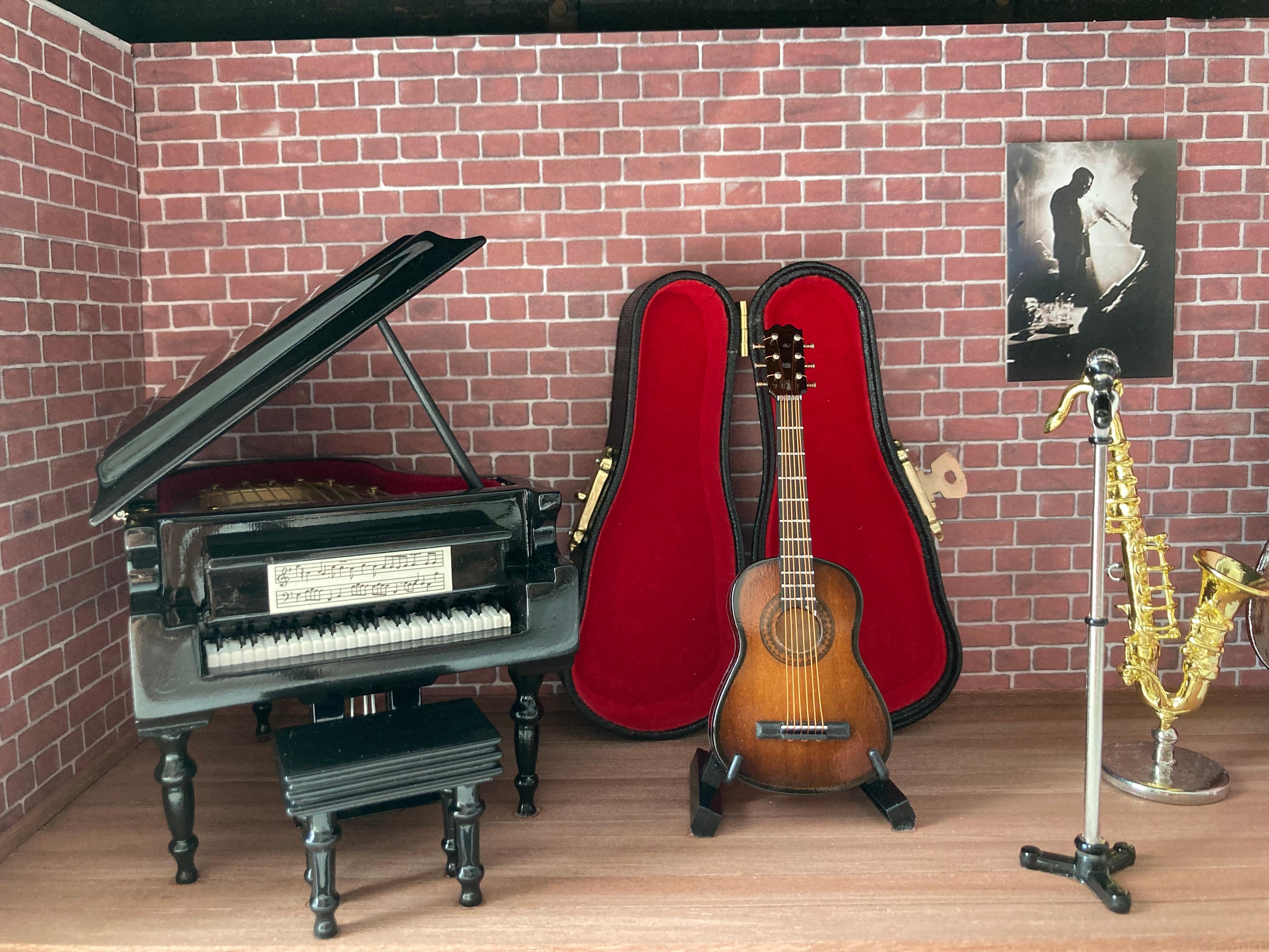 Vitrine 71331fed4f7c1a92001caff6bc02f5e8.jpg