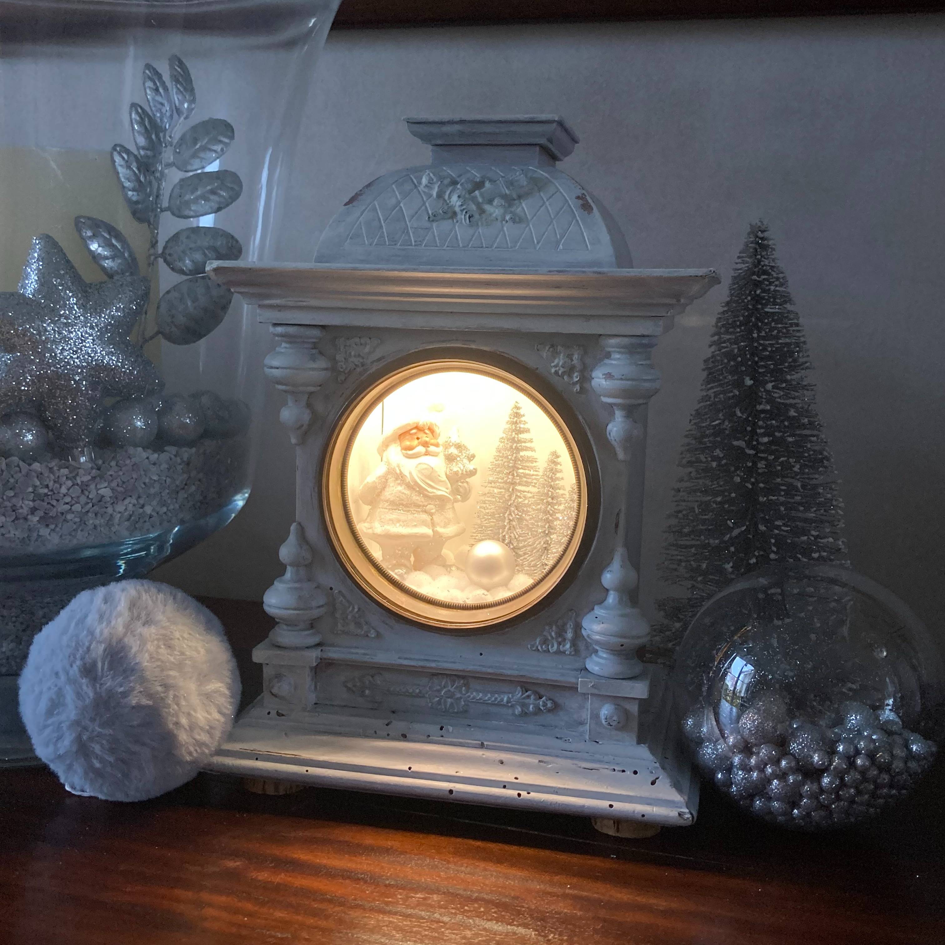 Vitrine 93afcc407546be8da819951fe181e340.jpg