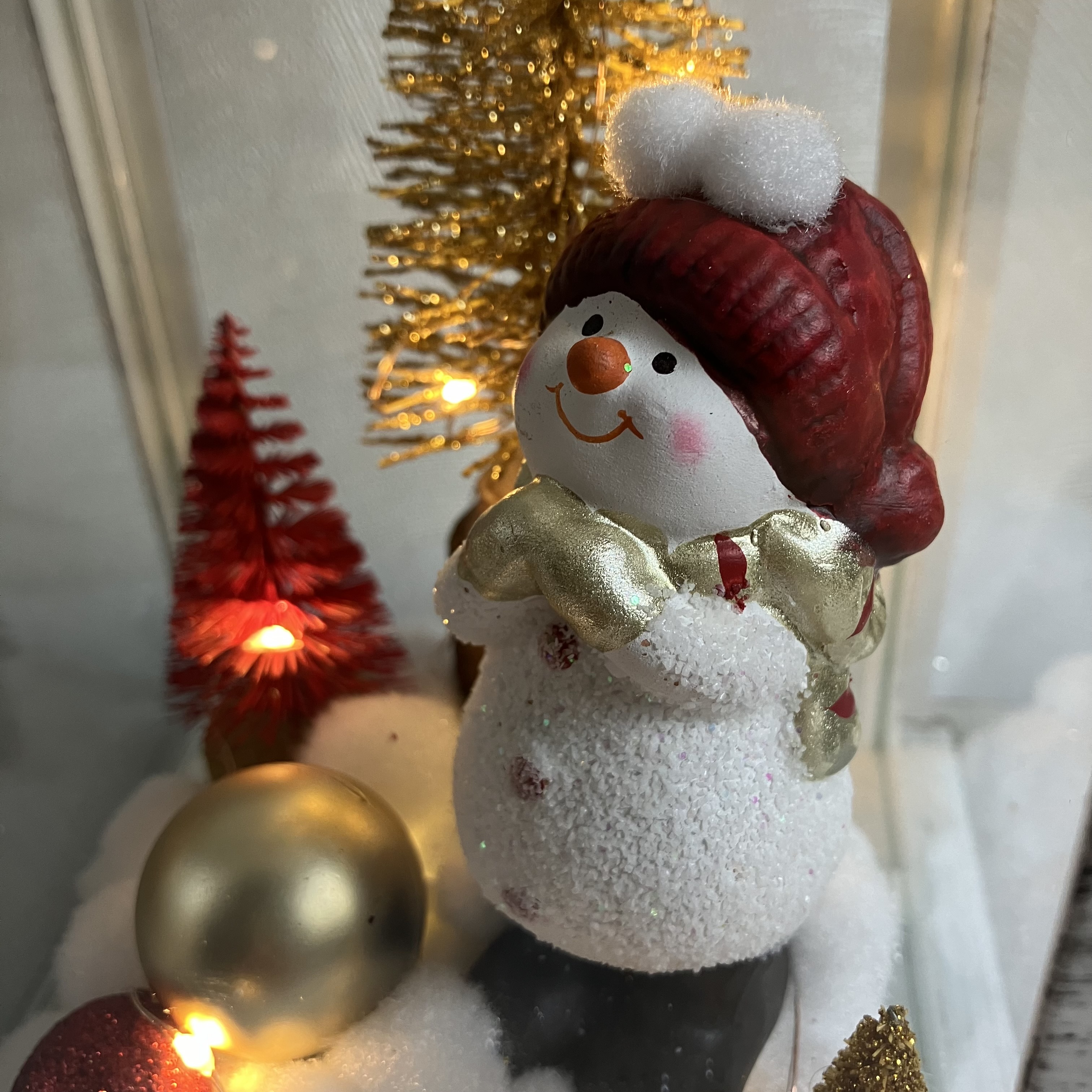 Vitrine 98dd2a107cc73b0d79d96e3c8802a6f8.jpg