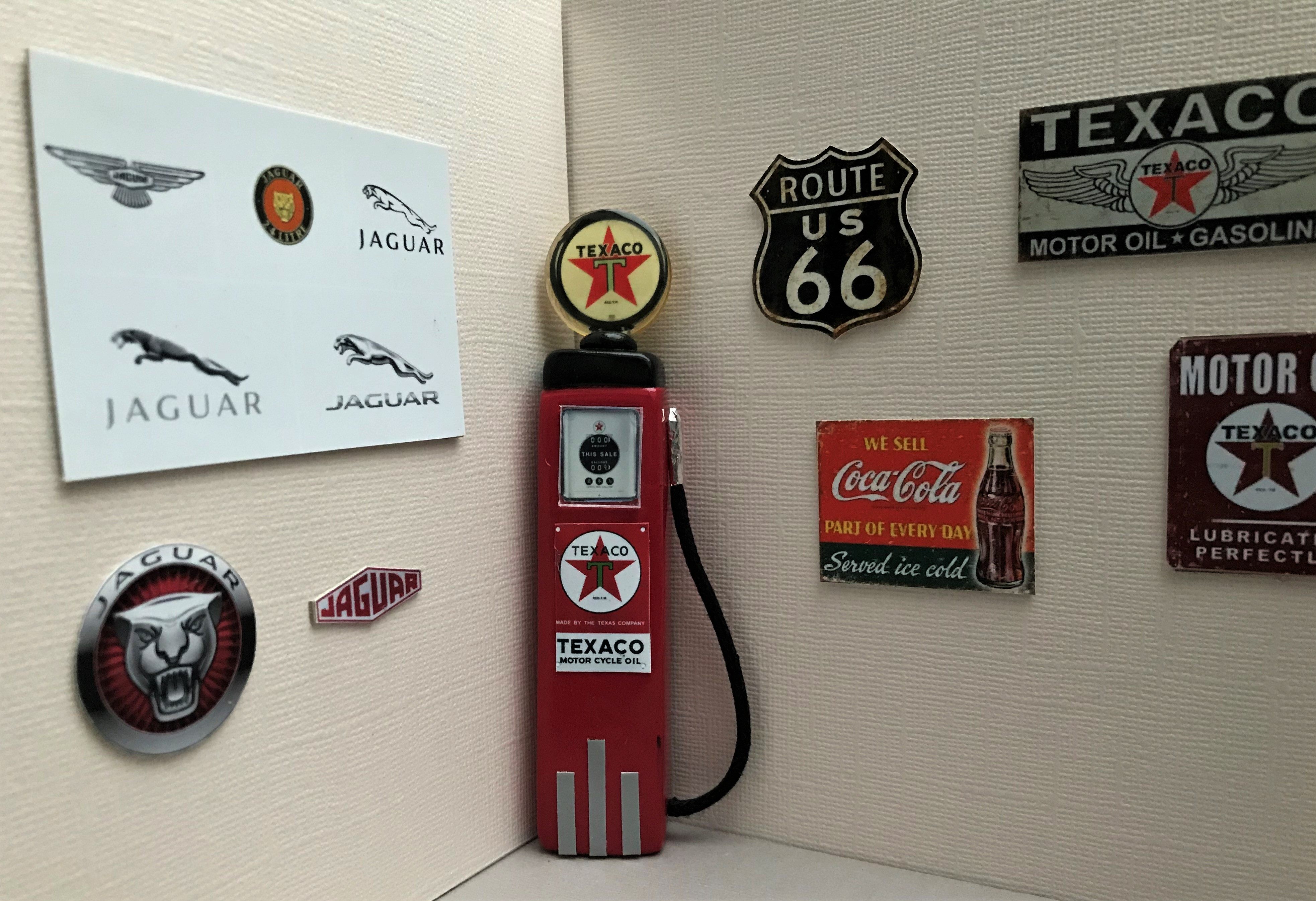 Vitrine a6c9aec64e14c96ff6c5cf8322e52b82.jpg