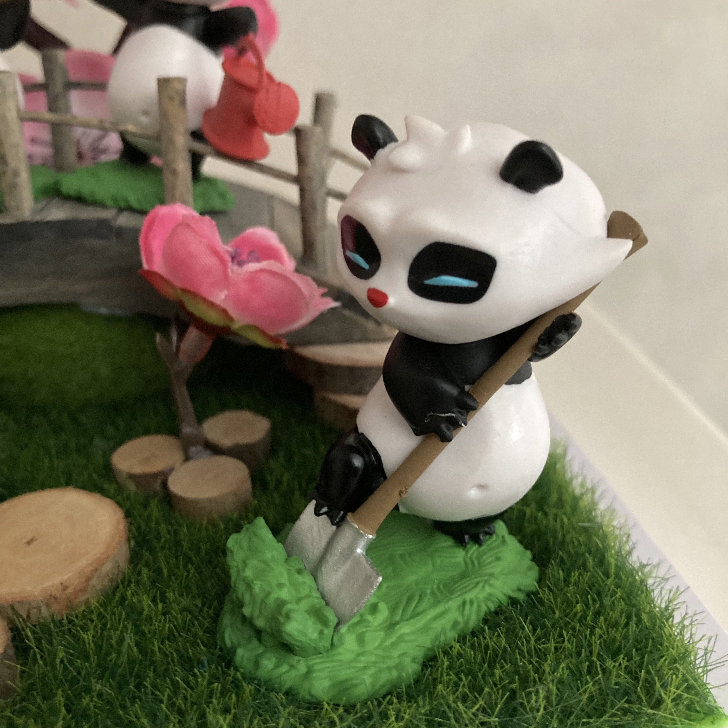 Vitrine aa56ab0ceed21b26d78504bc31772384.jpg