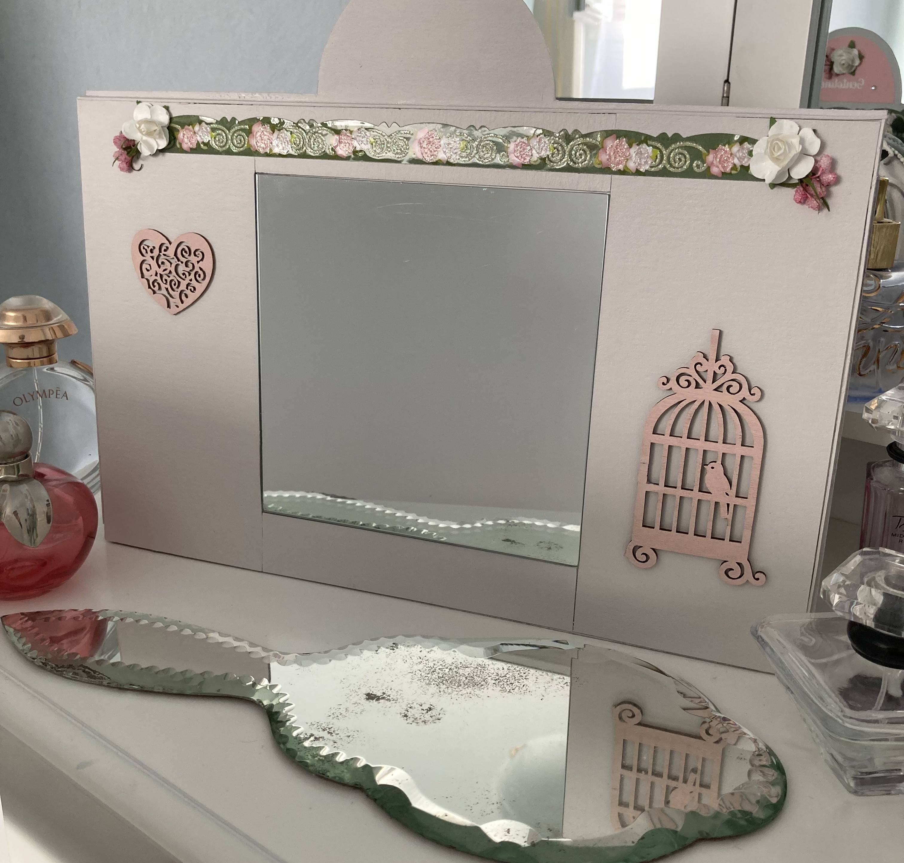 Vitrine ba27a93ae5d3b1d07e3e504c85d34dec.jpg