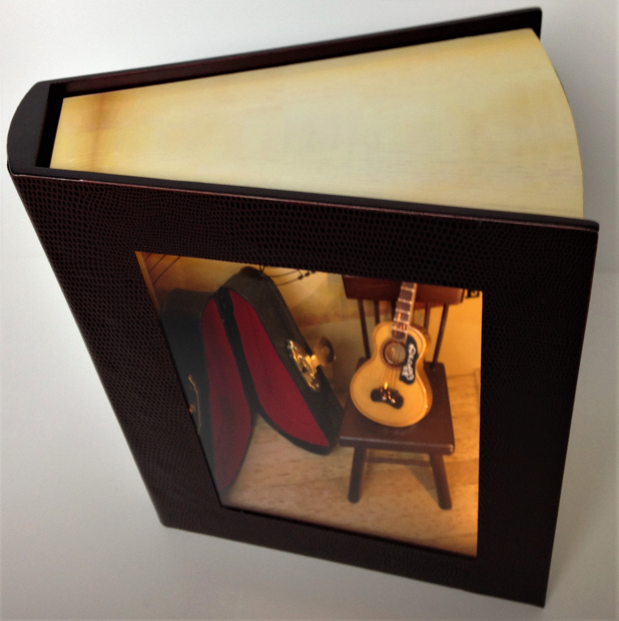 Vitrine c39458c9c54ab578753bd0e9c591a9ad.jpg