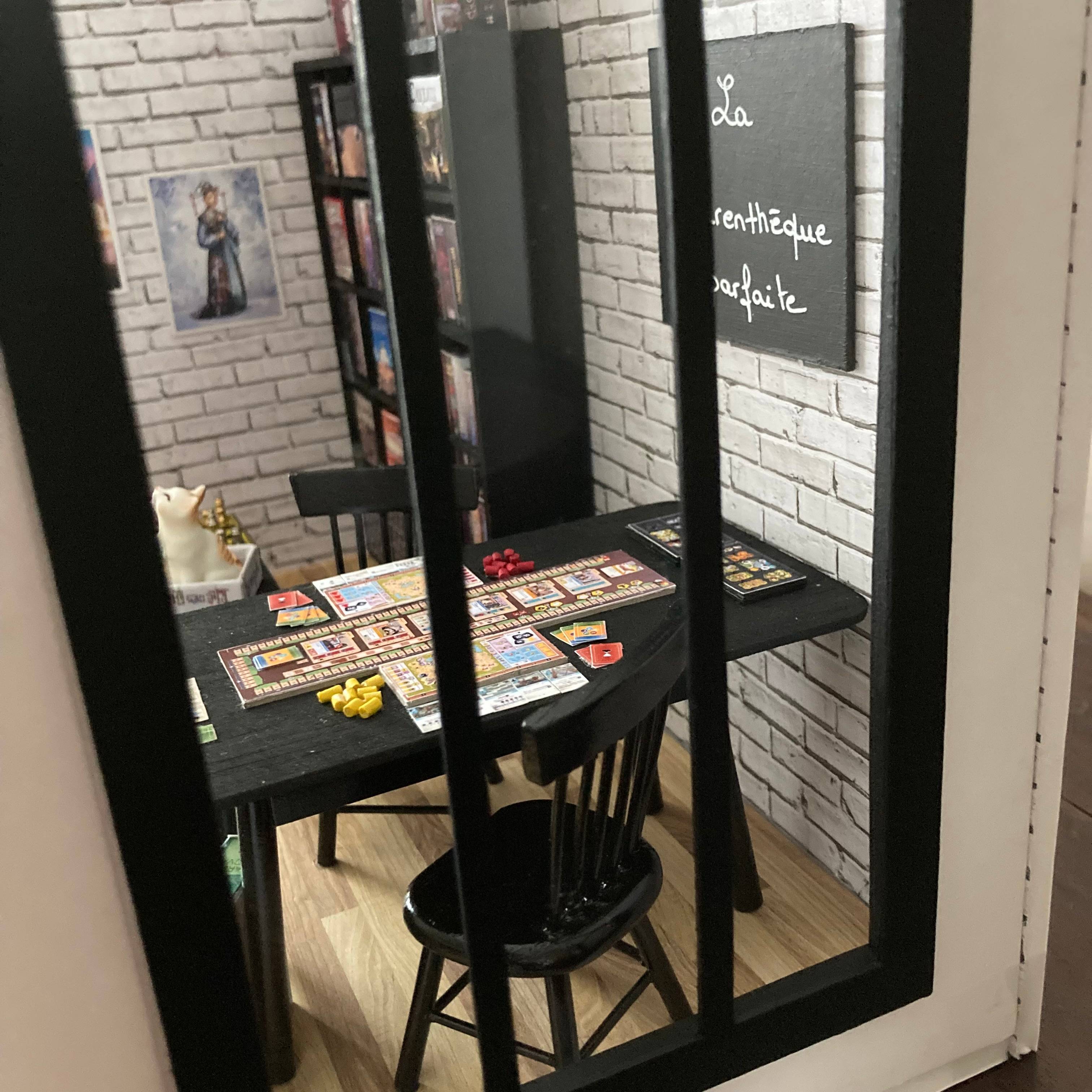 Vitrine d160a3396b0d6c531dc2677882a274ee.jpg