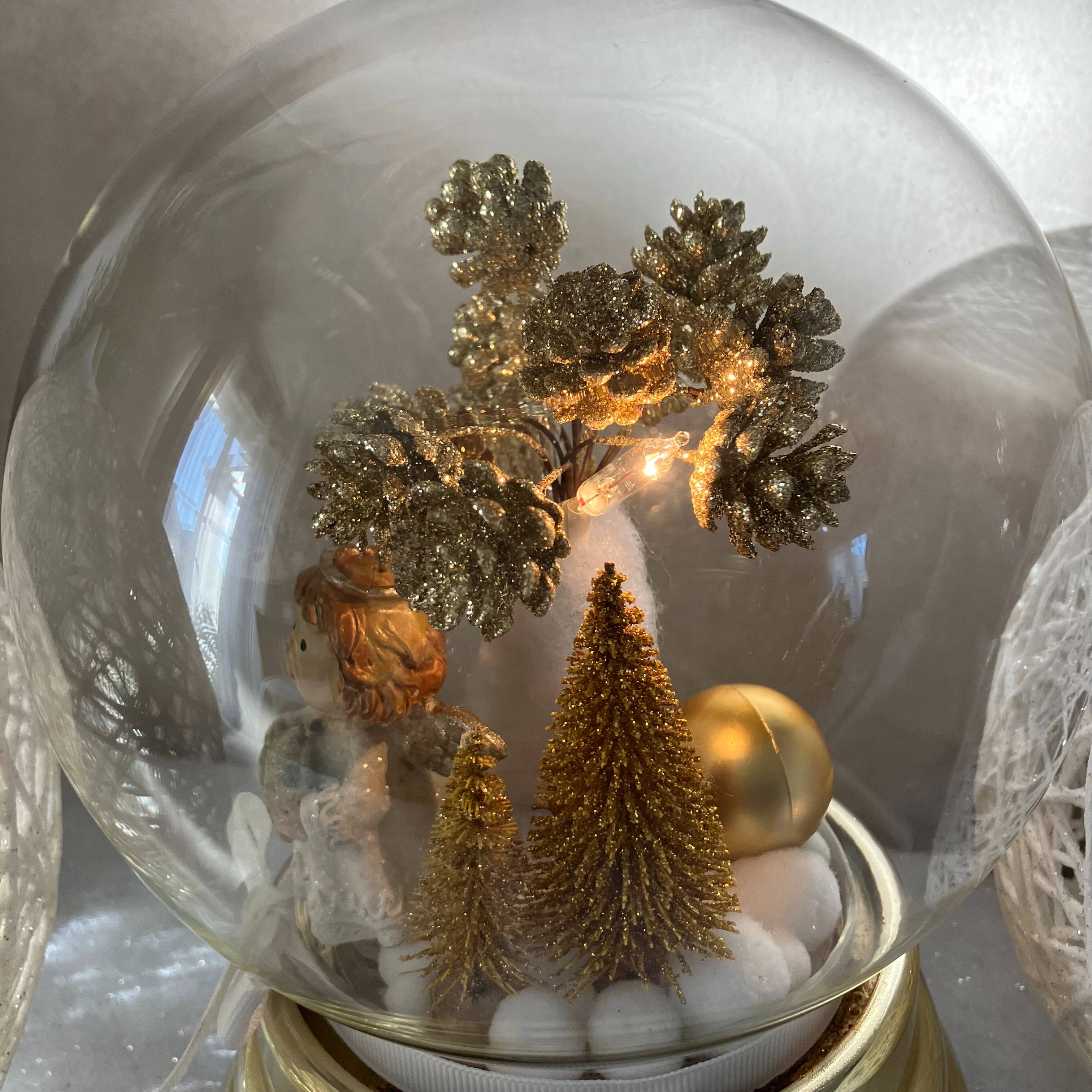 Vitrine d71f42dcbfd34697aec5cc6f366dec80.jpg