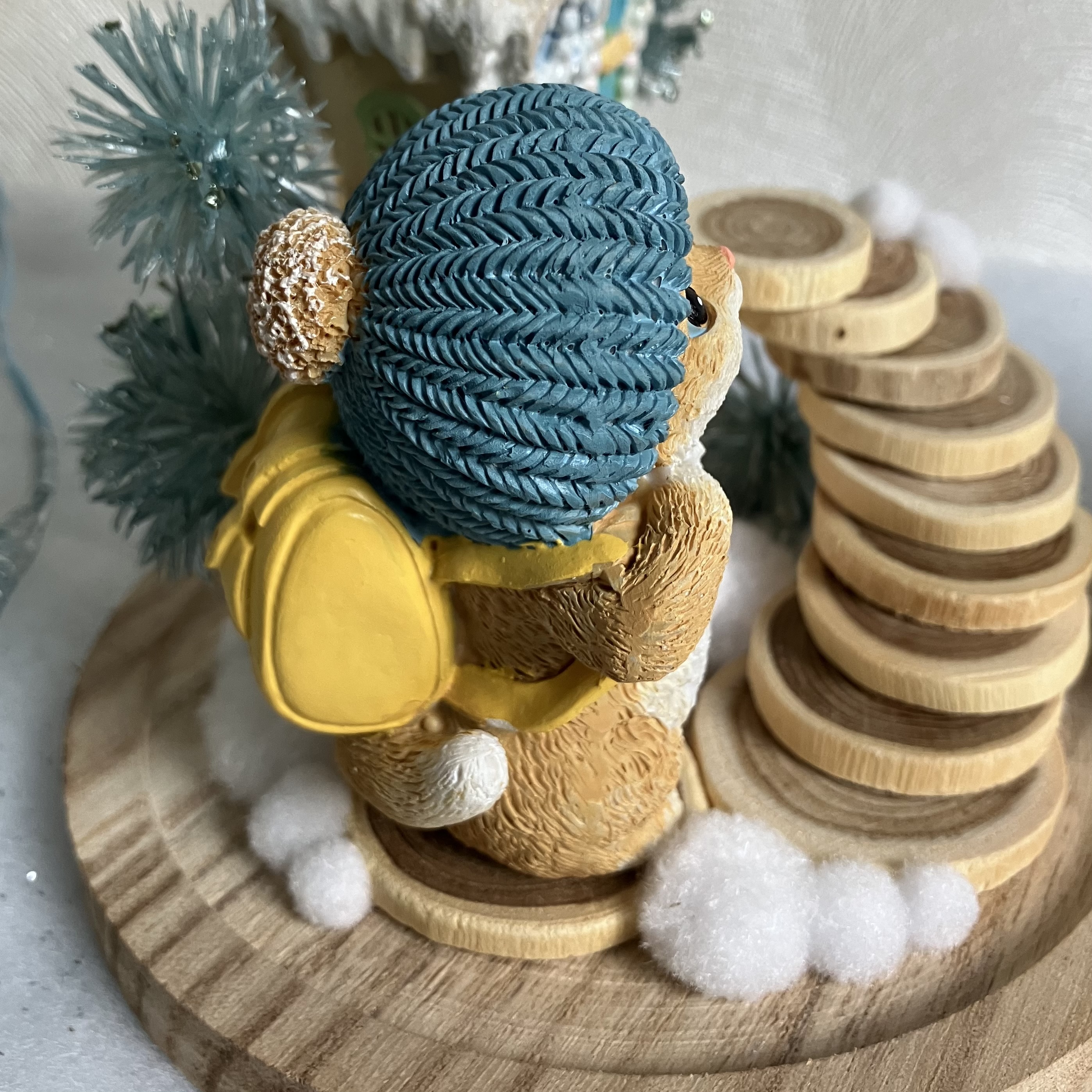 Vitrine dc9bf4c0174af013aa563898b1b46b52.jpg