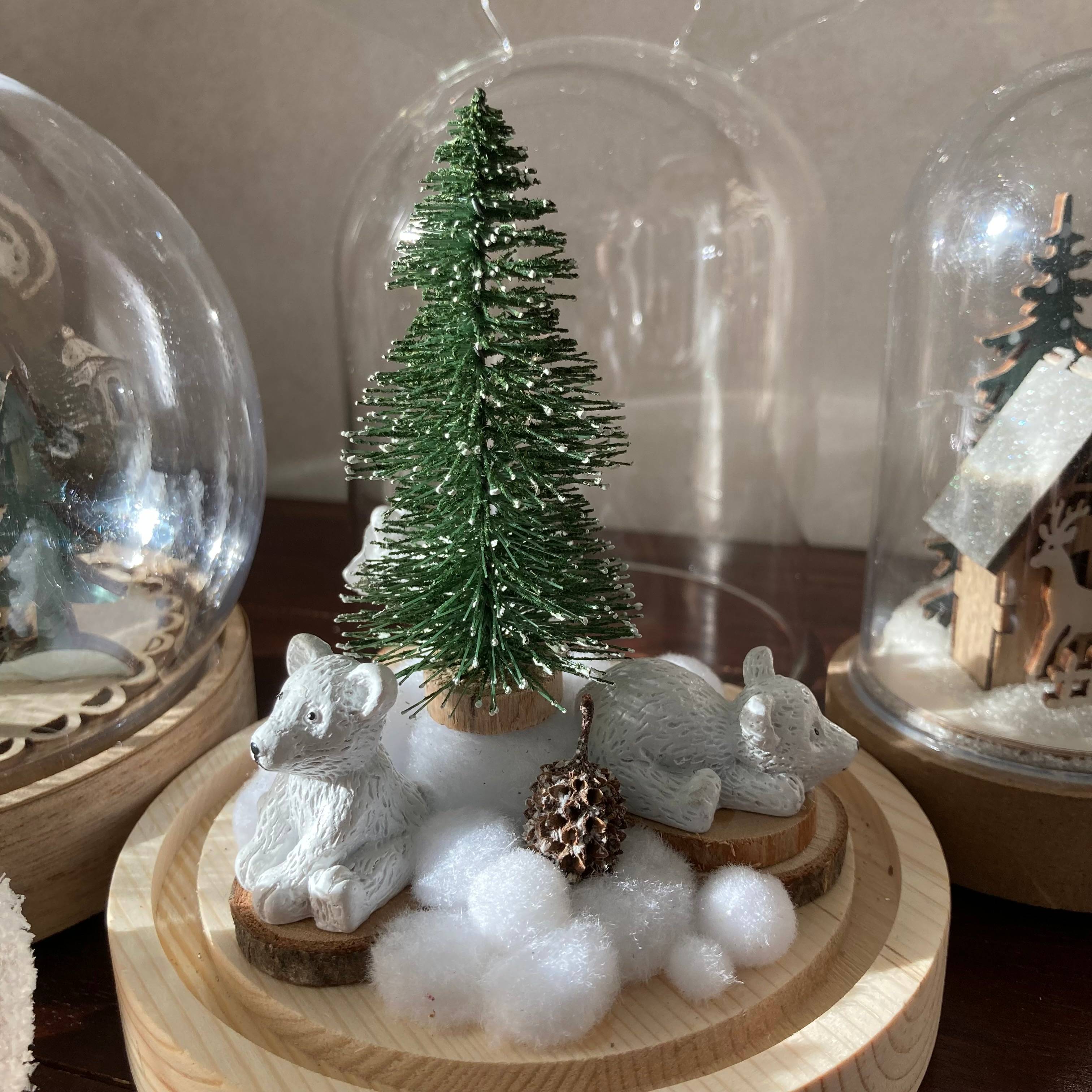 Vitrine e0e4678494289b39aabab094bf7d7351.jpg