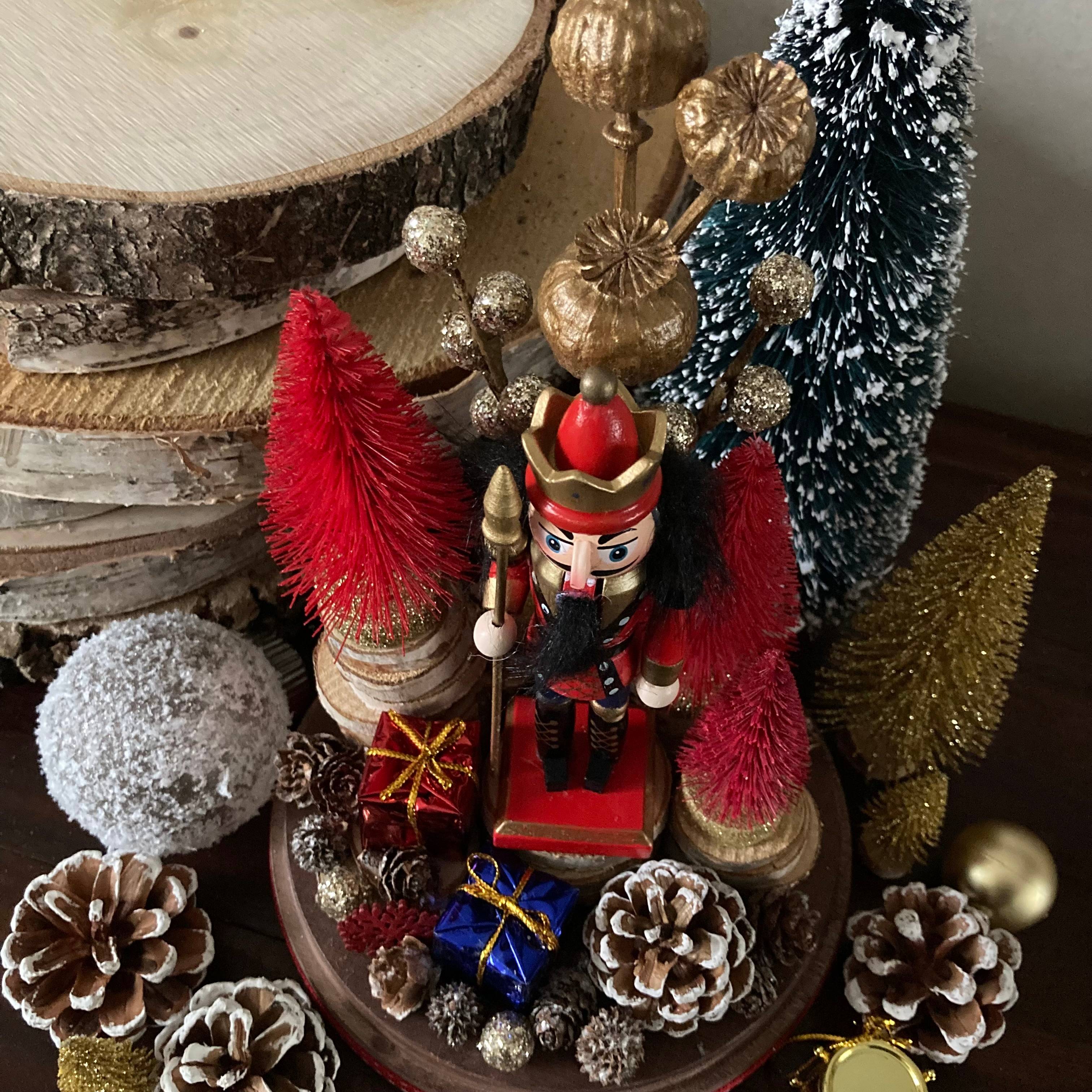 Vitrine e7dda9ef02ae6a69f1fb6a7f9973f22f.jpg