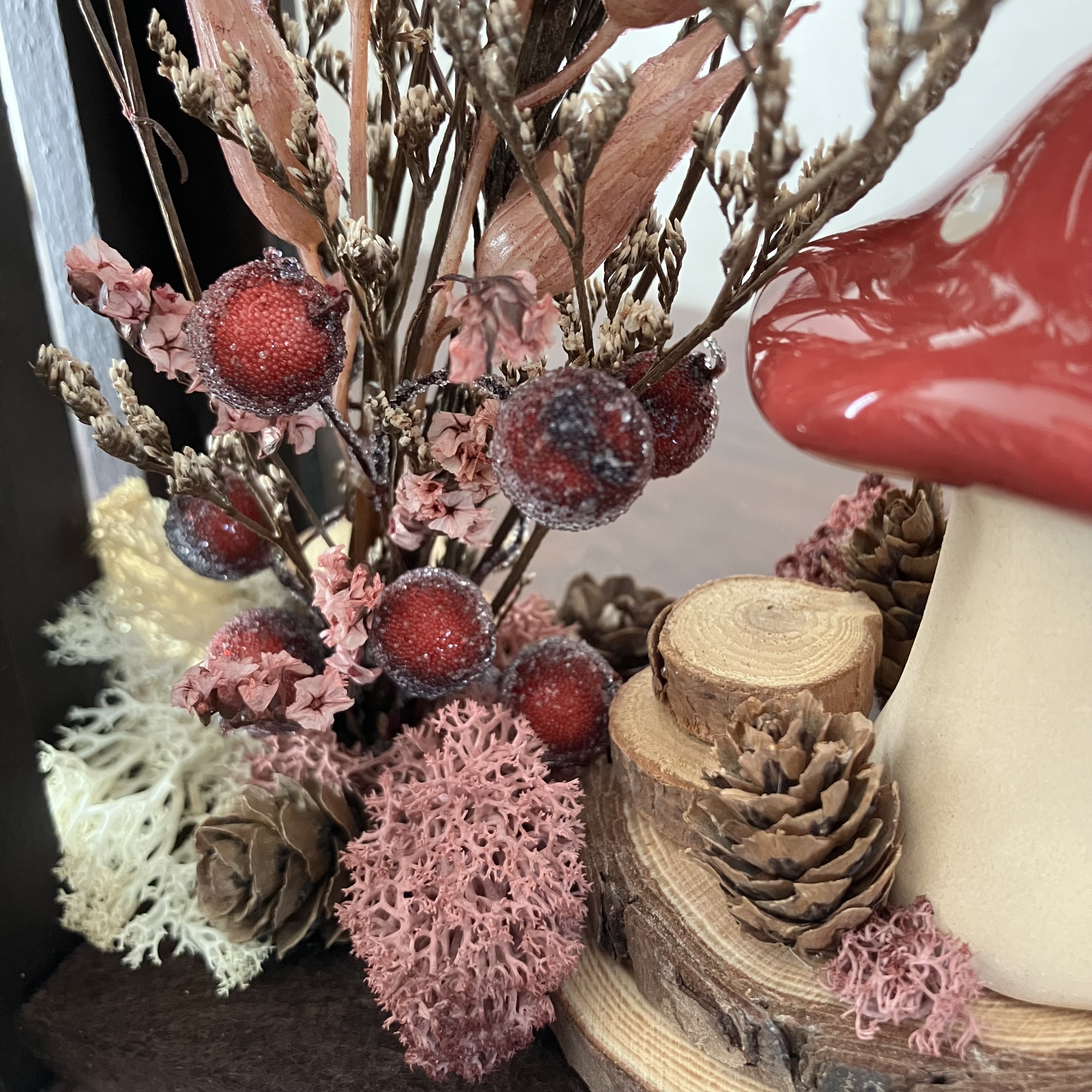 Vitrine eea01b3e580ee736f7807a76b97cc345.jpg