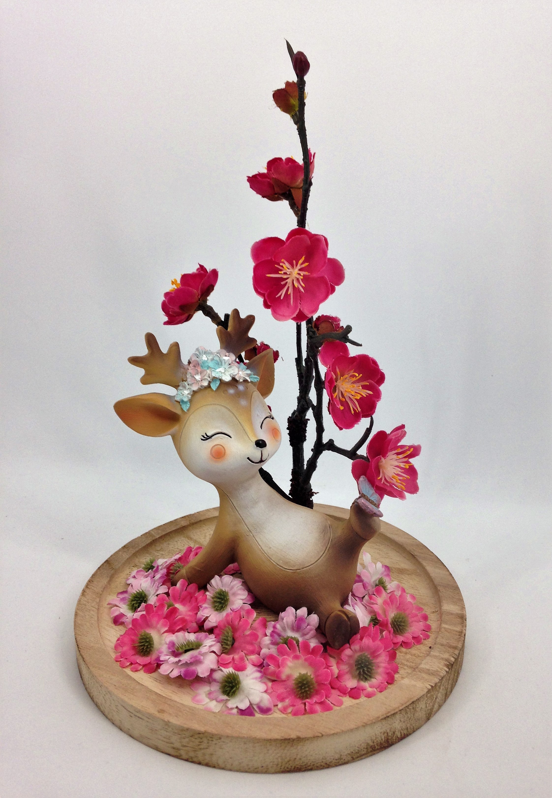 Vitrine f9a22e086763b629b632fa01d8a24d30.jpg