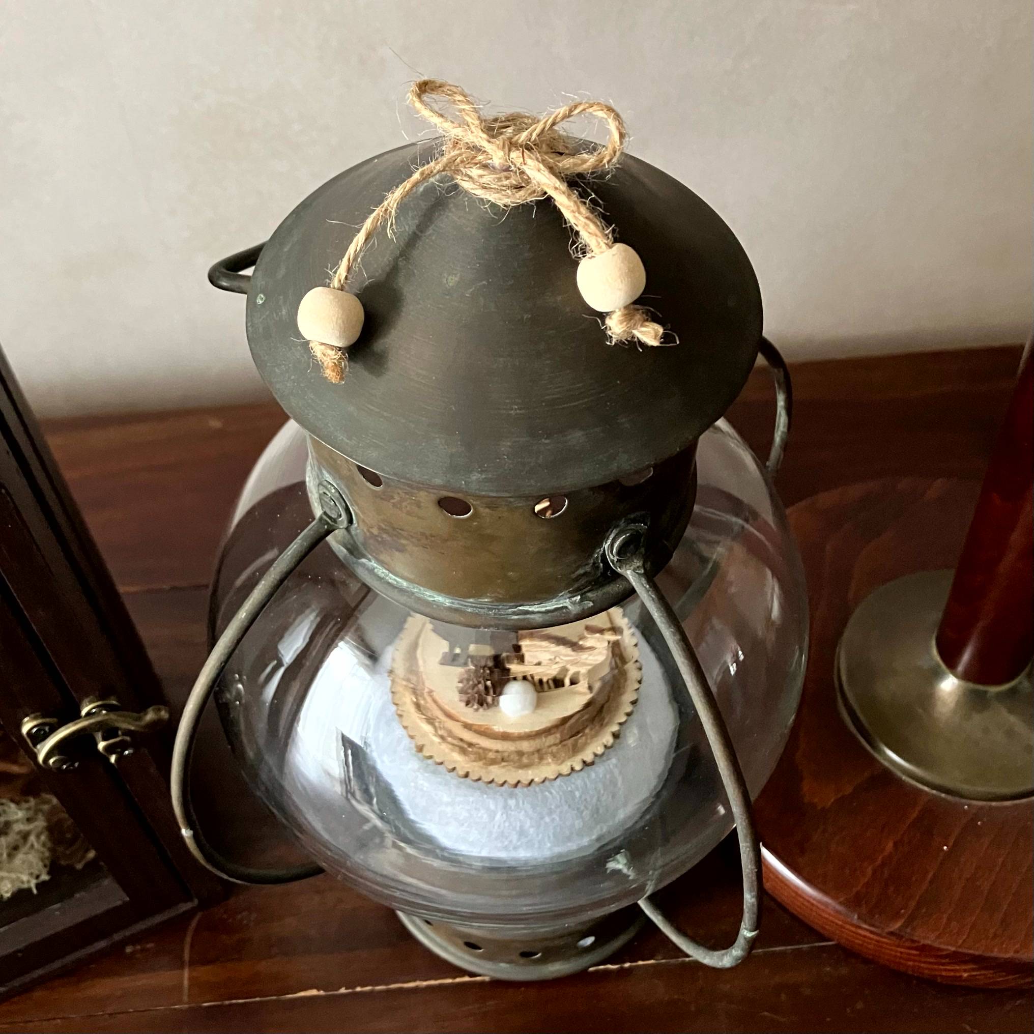 Vitrine fc4279206d7370559cf9ae3b837b22a8.jpg